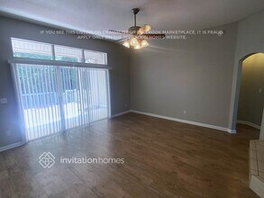 14091 Summer Breeze Dr E in Jacksonville, FL - Foto de edificio - Building Photo