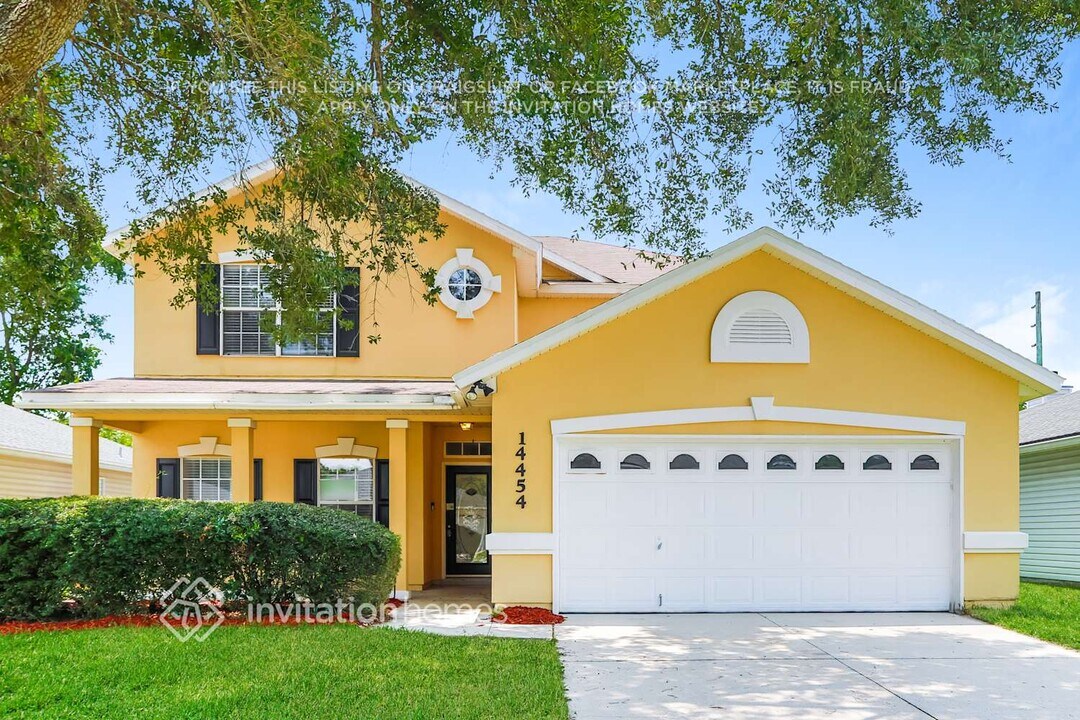 14454 Woodfield Cir S in Jacksonville, FL - Building Photo