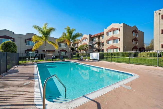 Azusa Gardens Apartments