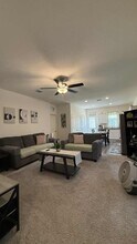 7521 Boa Holw in San Antonio, TX - Building Photo - Building Photo