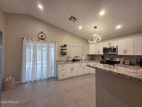 1362 E 10th St in Casa Grande, AZ - Building Photo - Building Photo