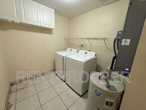 2201 Granada Blvd in Kissimmee, FL - Building Photo - Building Photo