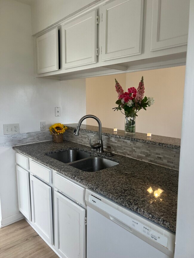 property at 813 Lexington Rd