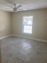 2314 Fern Palm Dr in Edgewater, FL - Foto de edificio - Building Photo