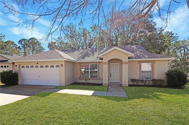 870 Vindale Rd in Tavares, FL - Building Photo - Building Photo
