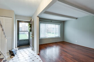 18W269 Kirkland Ln in Villa Park, IL - Building Photo - Building Photo