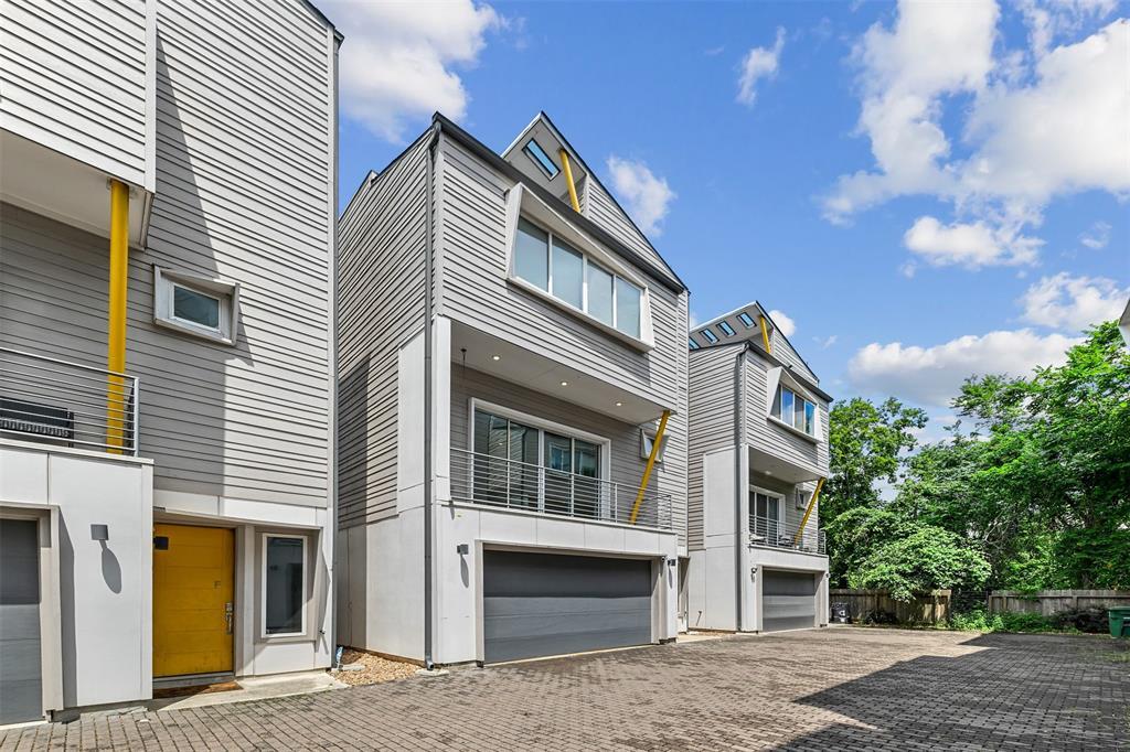 1512 Weber St in Houston, TX - Building Photo