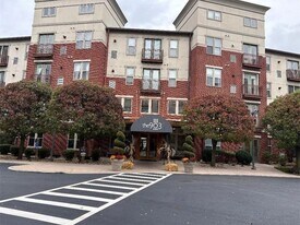 1000 Providence Pl in Providence, RI - Building Photo