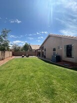 1872 W Wildhorse Dr in Chandler, AZ - Building Photo