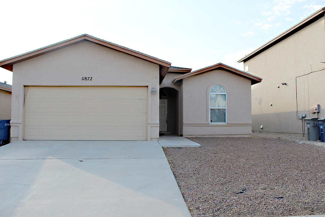 11872 Auburn Sands Dr in El Paso, TX - Building Photo