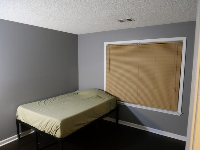 4645 Valais Ct, Unit Unit 96 in Alpharetta, GA - Building Photo - Building Photo