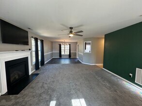 66 Great Oak Ct in Bunnlevel, NC - Building Photo - Building Photo