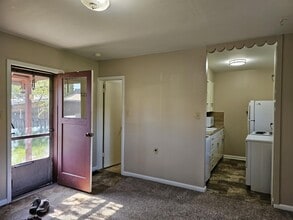 282 S Glenwood St in Jackson, WY - Building Photo - Building Photo