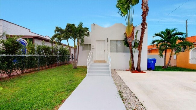 property at 2915 SW 24 St