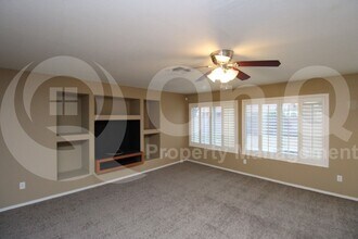 5326 W Taro Ln in Glendale, AZ - Building Photo - Building Photo