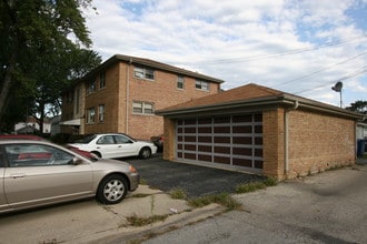 1001 N 20th Ave in Melrose Park, IL - Foto de edificio - Building Photo
