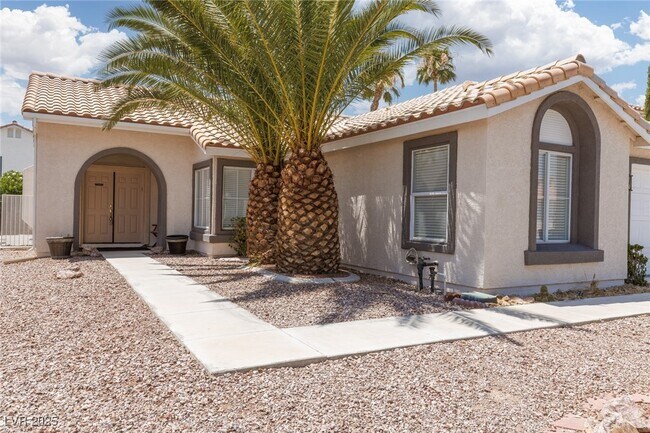 property at 1109 Deer Horn Ln