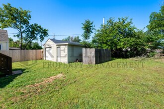 1735 S Dodge Ave in Wichita, KS - Building Photo - Building Photo