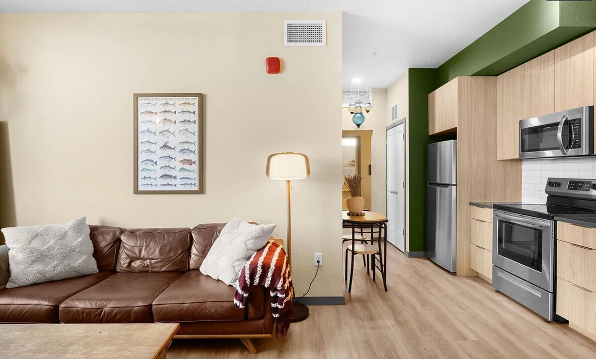 830 N Sherman St in Denver, CO - Building Photo