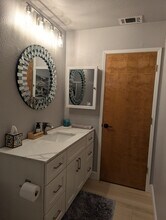 2337 St Lawrence Ln in Modesto, CA - Building Photo - Building Photo