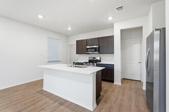 215 Arbor Dr in Princeton, TX - Building Photo - Building Photo