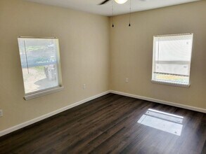 15500 FM1725 in Cleveland, TX - Building Photo - Building Photo