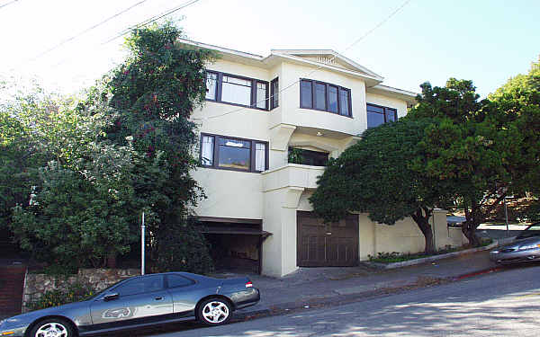 465 Elwood Ave in Oakland, CA - Building Photo