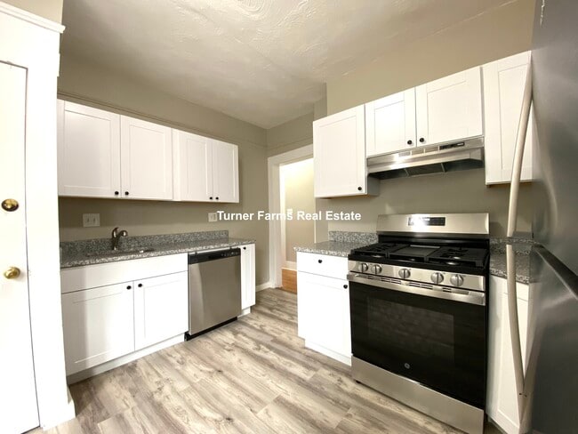 6 Bowdoin St, Unit 1
