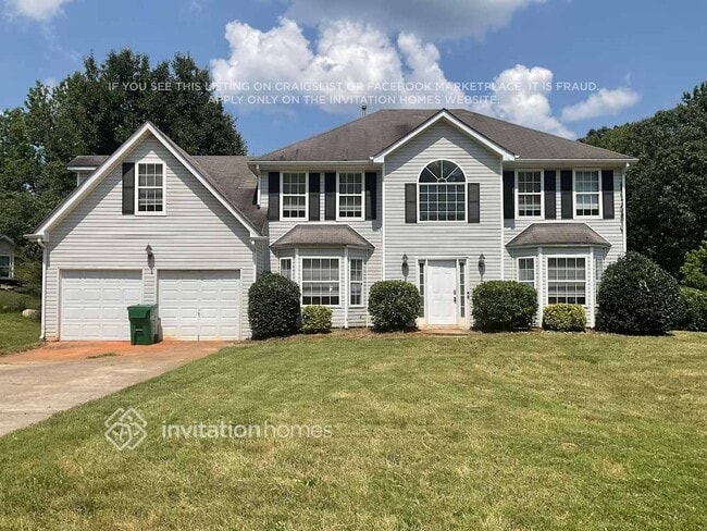 property at 532 Carriage Walk Ln