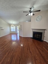 942 Maple Leaf Ridge in Jonesboro, GA - Building Photo - Building Photo