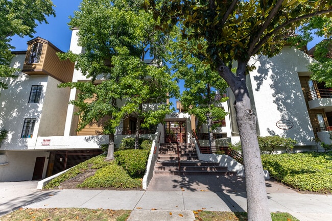 property at 400 N Louise St