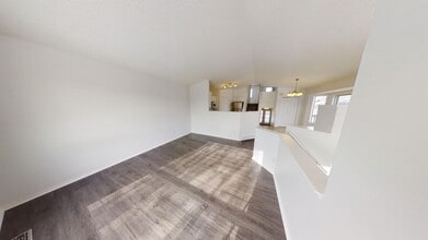 9442 Lakeland Dr in Grande Prairie, AB - Building Photo - Building Photo