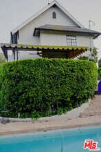 4774 College View Ave in Los Angeles, CA - Building Photo - Building Photo
