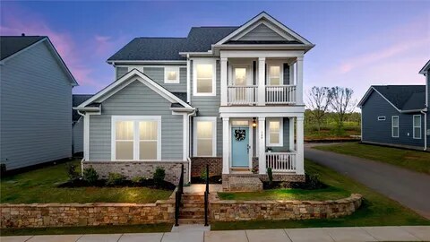 109 Founders Blvd in Central, SC - Foto de edificio