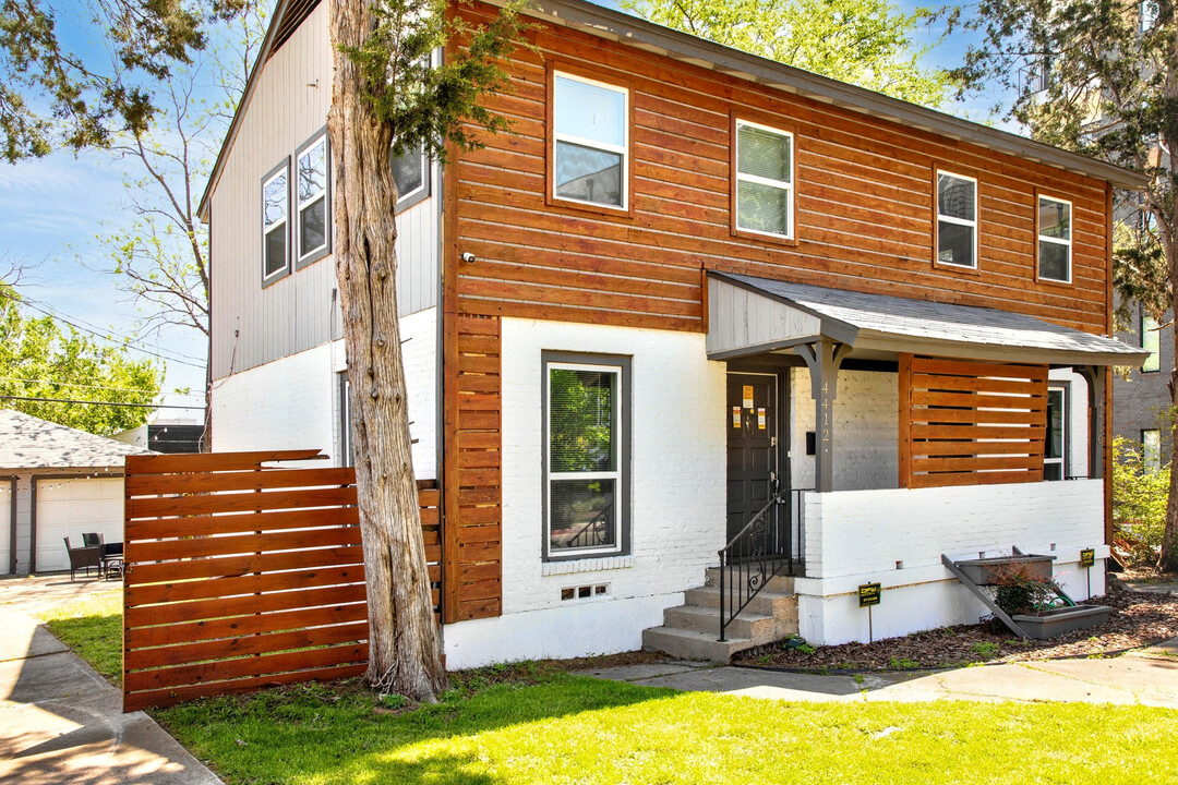 4412 Atoka St in Dallas, TX - Building Photo