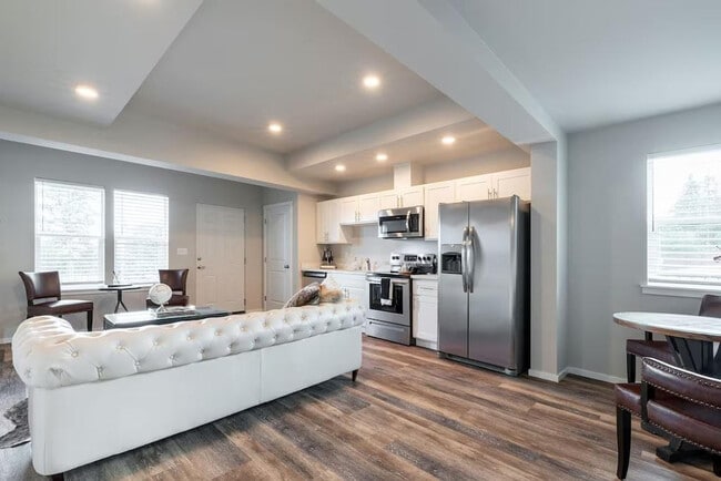 624 E 32nd St in Tacoma, WA - Foto de edificio - Building Photo