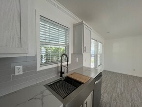 112 Leopard Ln in North Fort Myers, FL - Building Photo - Building Photo