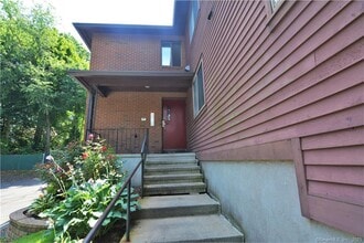 27 Harrison St in Meriden, CT - Building Photo - Building Photo