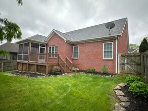 106 Wisteria Ln in Frankfort, KY - Building Photo - Building Photo