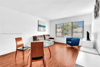 4010 Meridian Ave in Miami Beach, FL - Building Photo - Building Photo