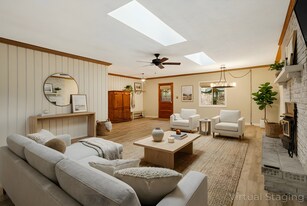 208 Blue Moon Ln in Candler, NC - Building Photo