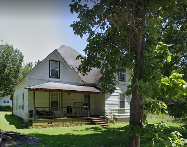 property at 507 S Middle St