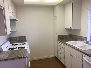 4507 Spencer St in Torrance, CA - Building Photo - Building Photo