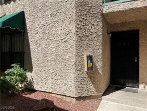 510 Elm Dr in Las Vegas, NV - Building Photo - Building Photo