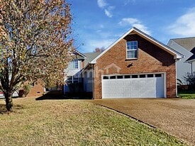 204 Springbrook Blvd in White House, TN - Building Photo