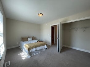 2005 Willow Dr in Richmond, KY - Foto de edificio - Interior Photo