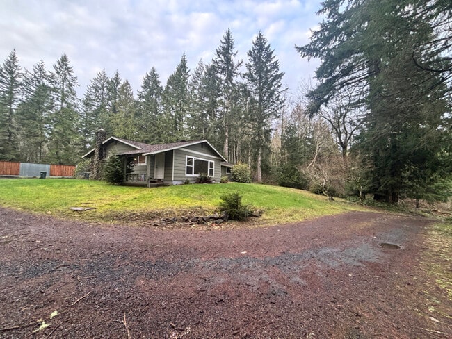 4920 Gravelly Beach Rd NW in Olympia, WA - Building Photo - Building Photo