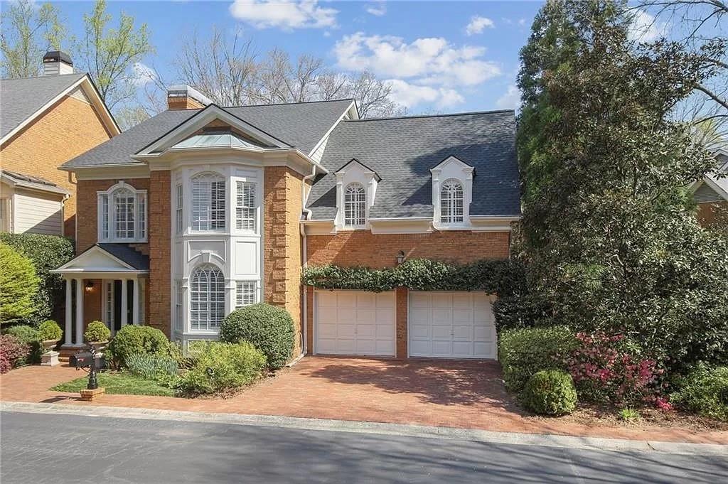 460 Ivy Park Ln NE in Atlanta, GA - Building Photo