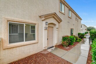 8842 Duncan Barrel Ave in Las Vegas, NV - Building Photo - Building Photo