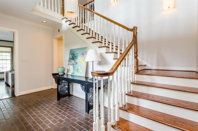 3822 Overbrook Ln in Houston, TX - Building Photo - Building Photo
